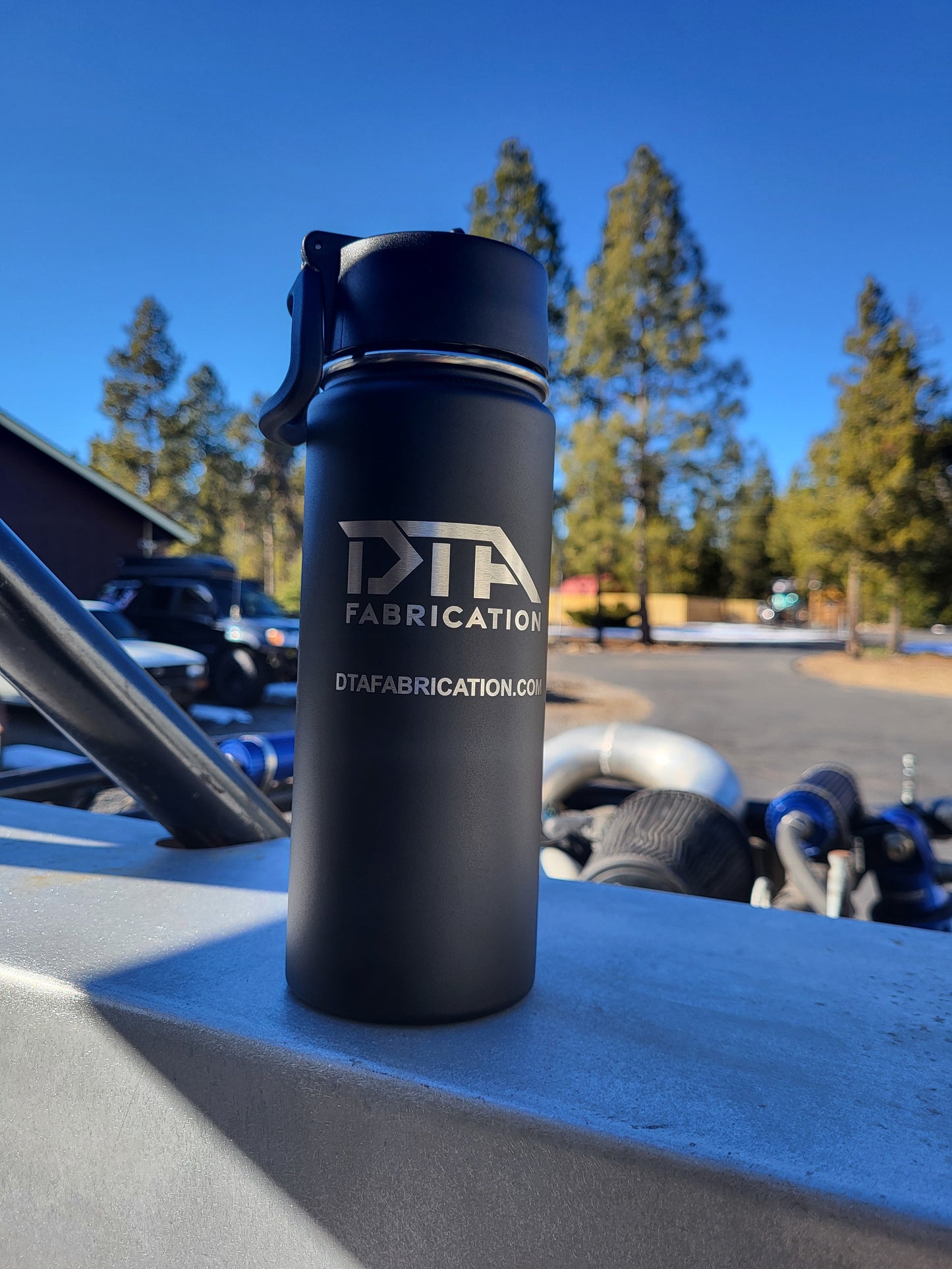 18oz DTA Fabrication Laser Engraved Water Bottle