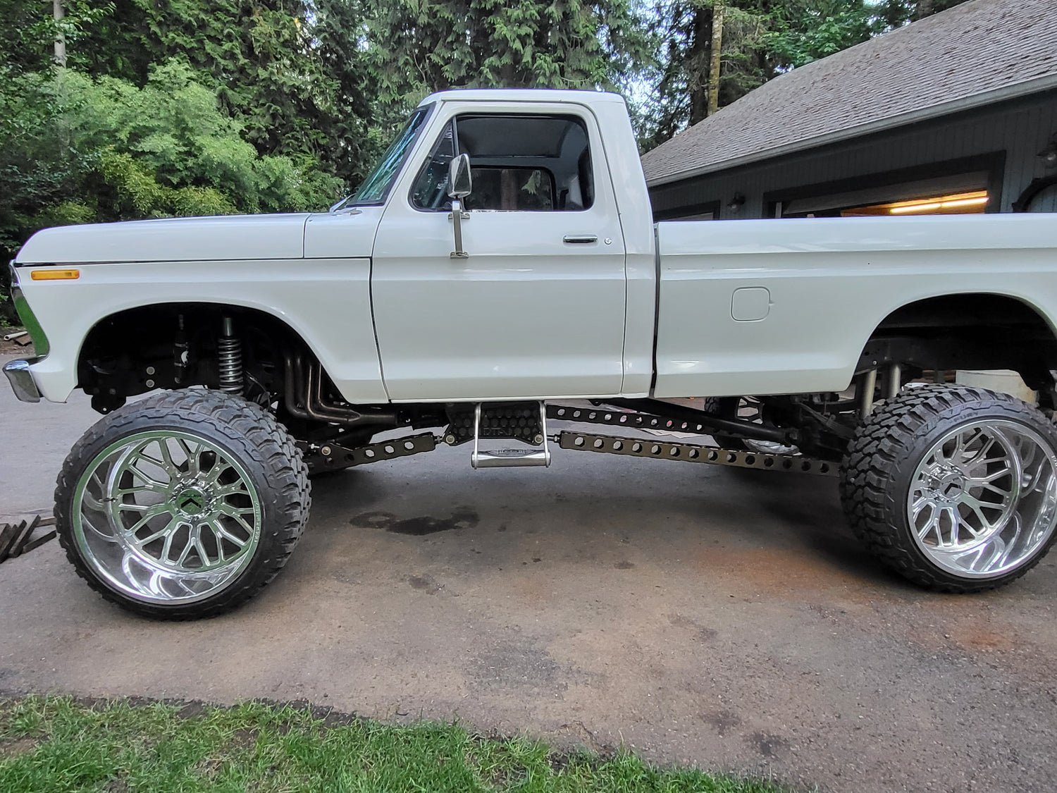 SUSPENSION PARTS
