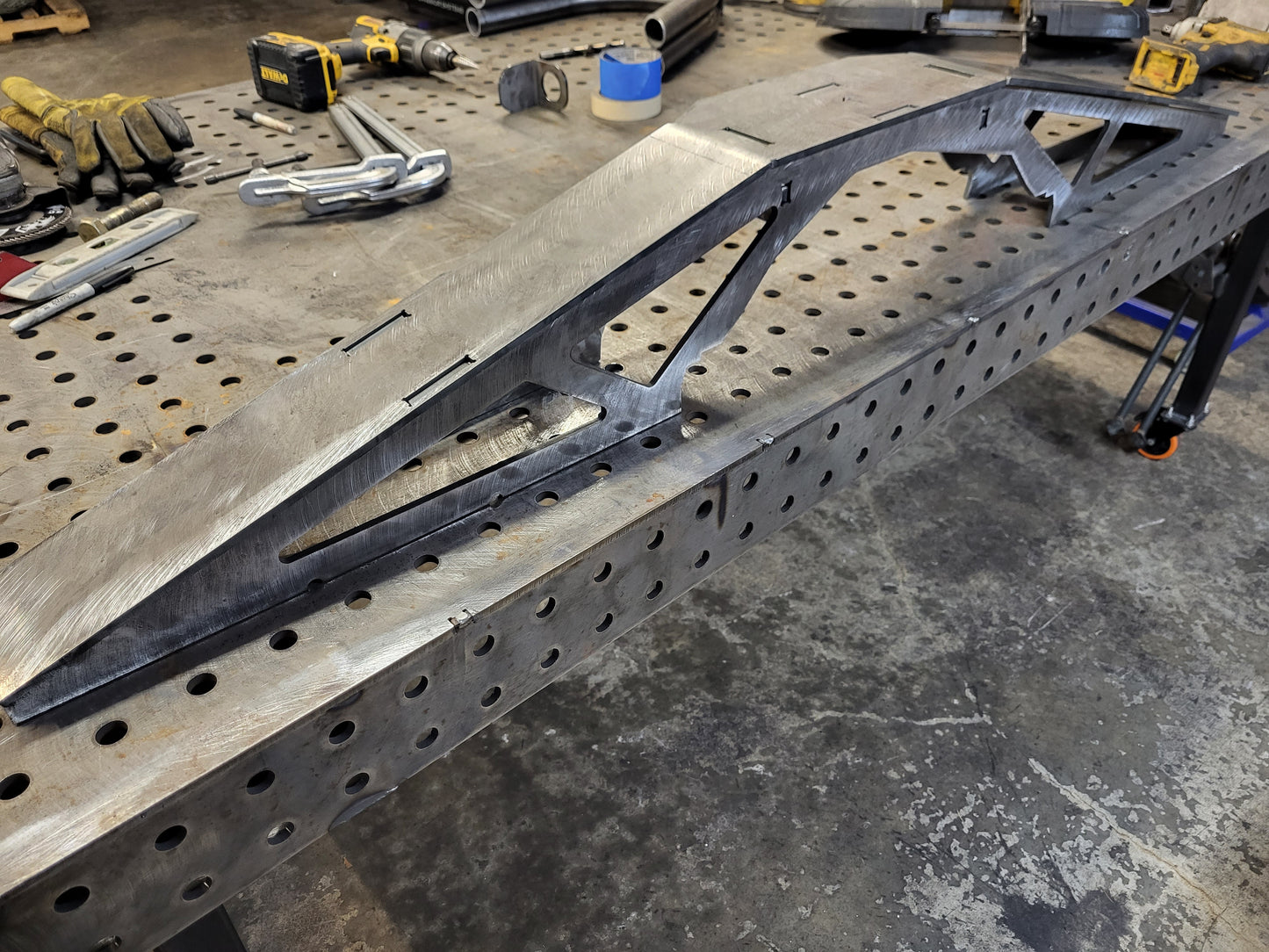 Sterling 10.25/ 10.5 Rear axle truss